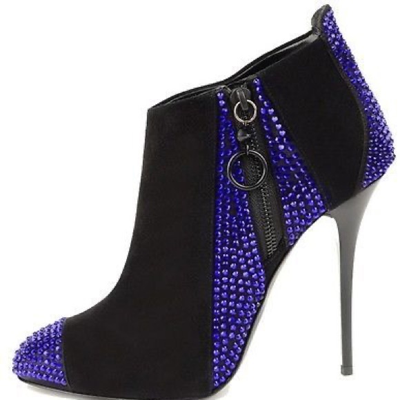 Giuseppe Zanotti Shoes - Beautiful✨Giuseppe Zanotti Blue Swarovski Booties✨